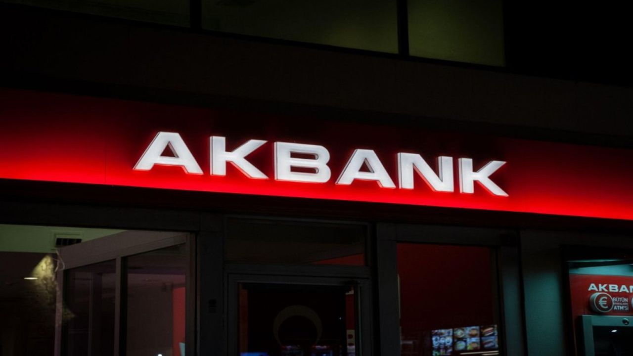 Akbank'tan müşterilerine duyuruldu! Nakite sıkışanlar dikkat: Başvurana hemen 15.000 TL ödenecek