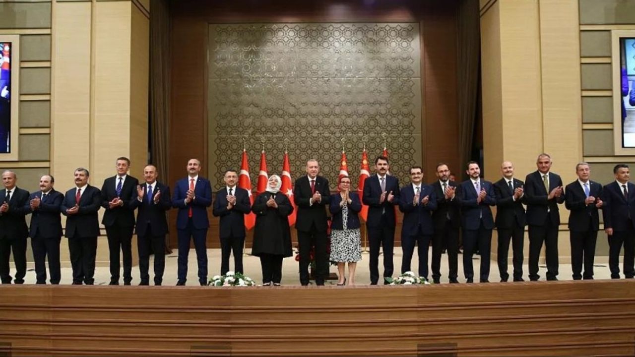 Dünya basınının 5 isme dikkat çektiği Erdoğan'ın yeni kabinesindeki kilit isimler açıklandı! 