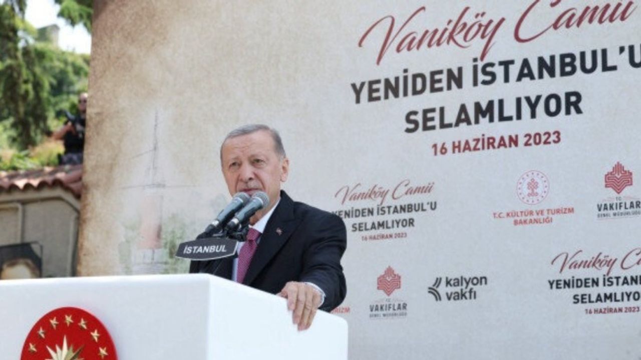 Erdoğan'dan Vaniköy Camii'nin açılışında İBB'ye Fetret Devri göndermesi!