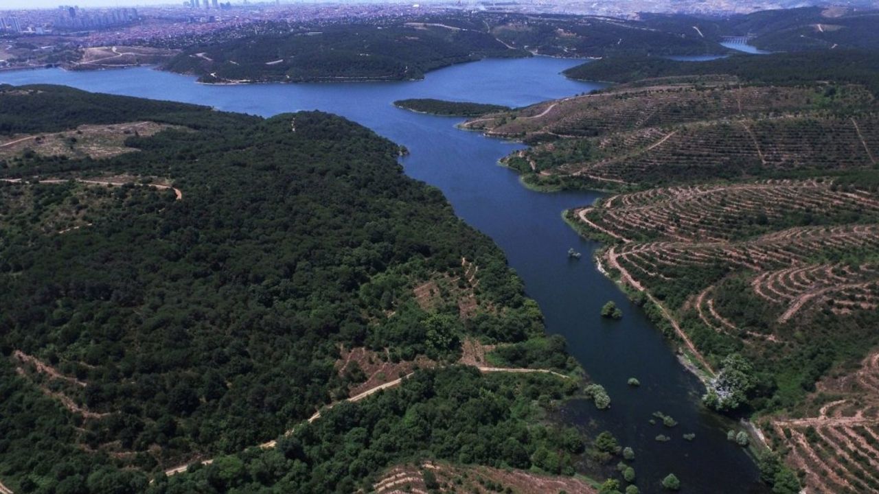 İstanbullulara kötü haber: Barajların doluluk oranı yüzde 2'ye düştü