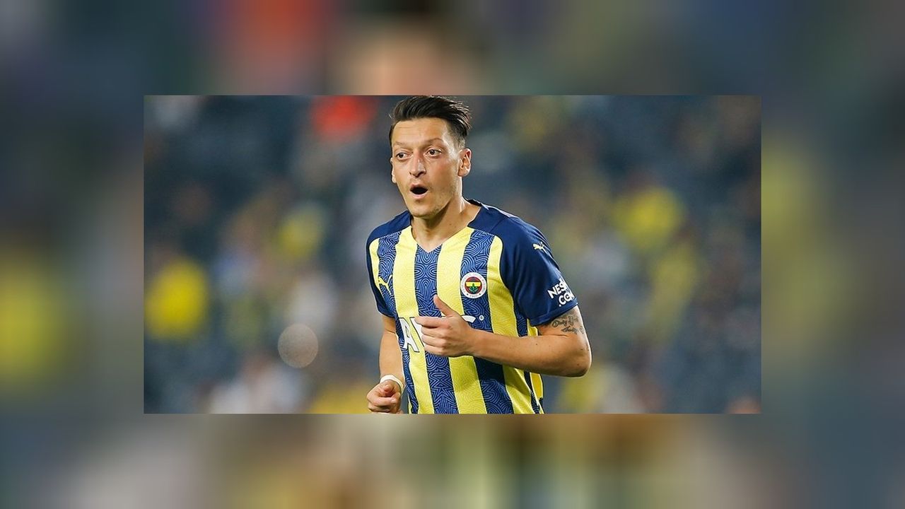 Mesut Özil'e Almanya'dan darbe: Zehir zemberek açıklama geldi