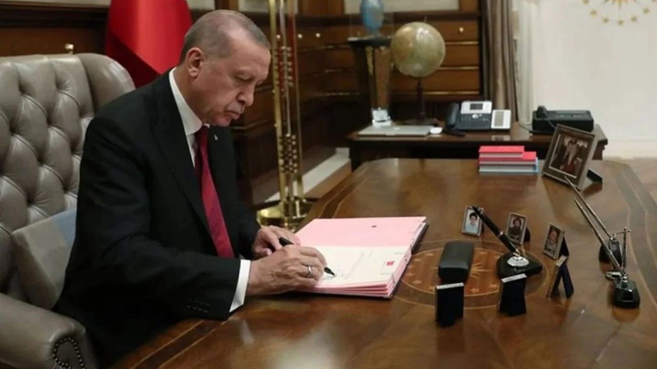Cumhurbaşkanı Erdoğan'ın imzasıyla MSB'ye 33 yeni atama