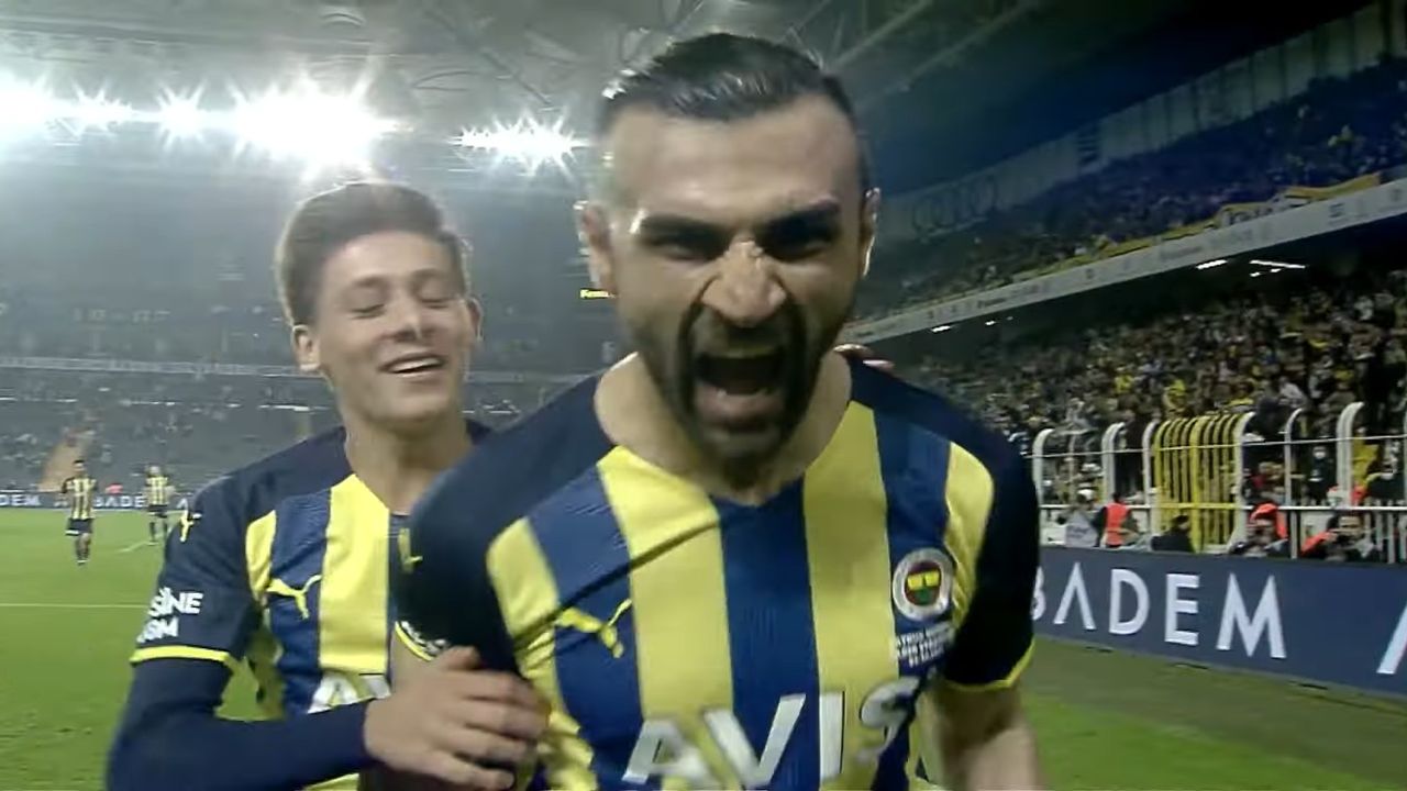 Fenerbahçe Serdar Dursun'u renklerine bağladı